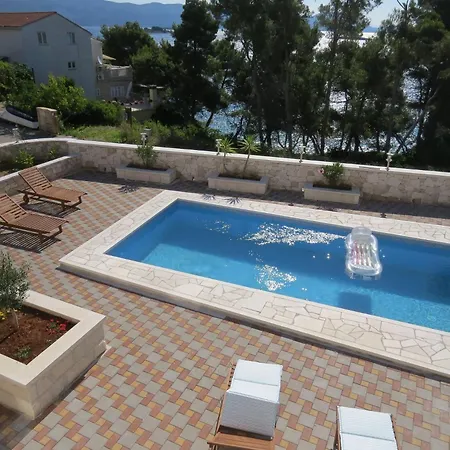 House Sandra بيت للعطل *
