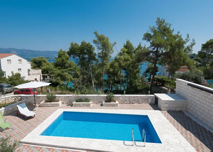 House Sandra لومباردا