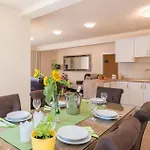 House Sandra Lumbarda