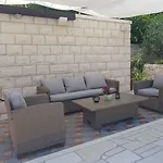 House Sandra