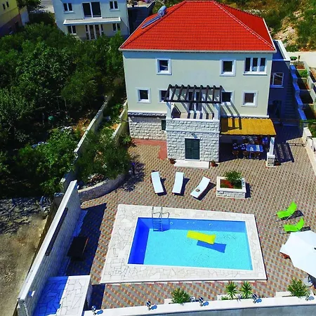 House Sandra